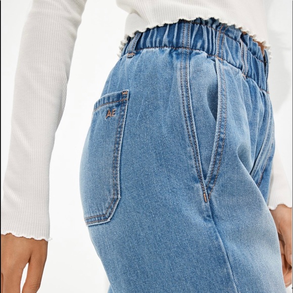 NWOT AE Baggy Mom Jeans - Picture 2 of 7